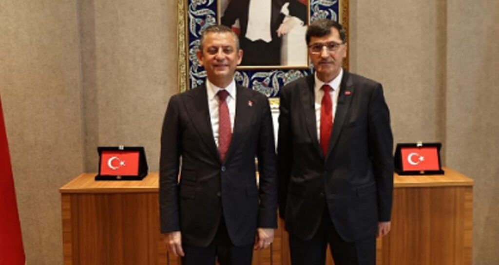 CHP’li bir başkan daha AKP’ye kapıları kapattı