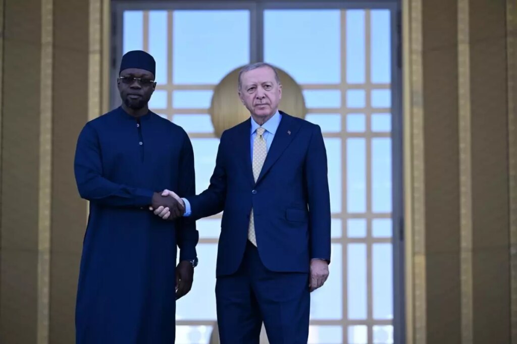 Erdoğan, Senegal Başbakanı Sonko’yu Karşıladı