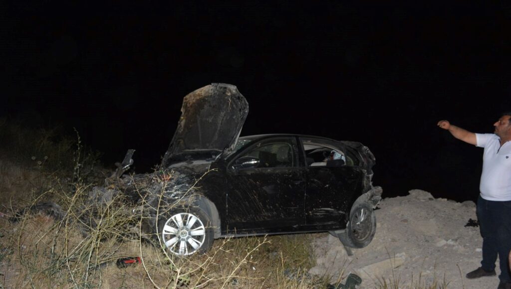 Sivas’ta otomobil devrildi: 5 kişi yaralandı