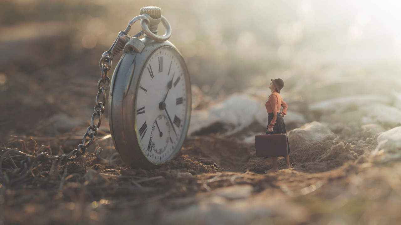 bu genc kiz zihinsel yolculuklarla gecmisi ve gelecegi yeniden yasiyor hqMkcL9M