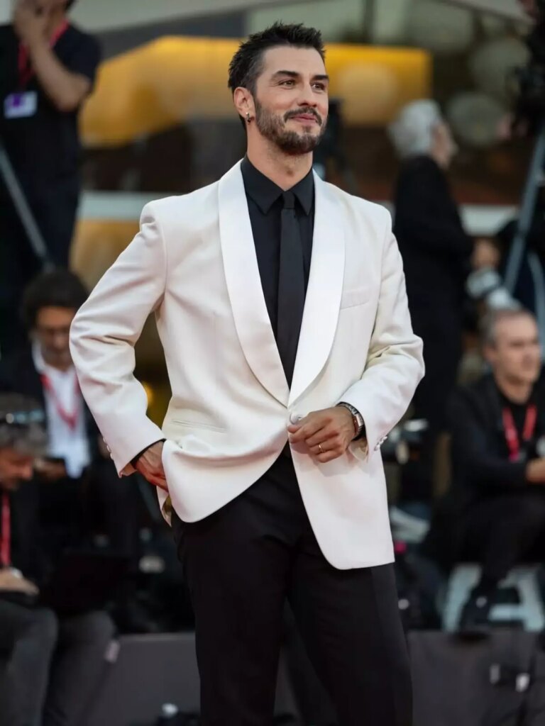 Ünlü oyuncu Aras Aydın’ın babası vefat etti