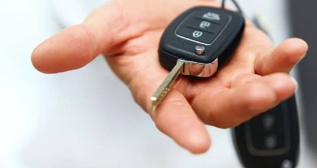 Araç anahtarlarında basit görünen büyük hata: Arabanız sizi birden yolda bırakabilir