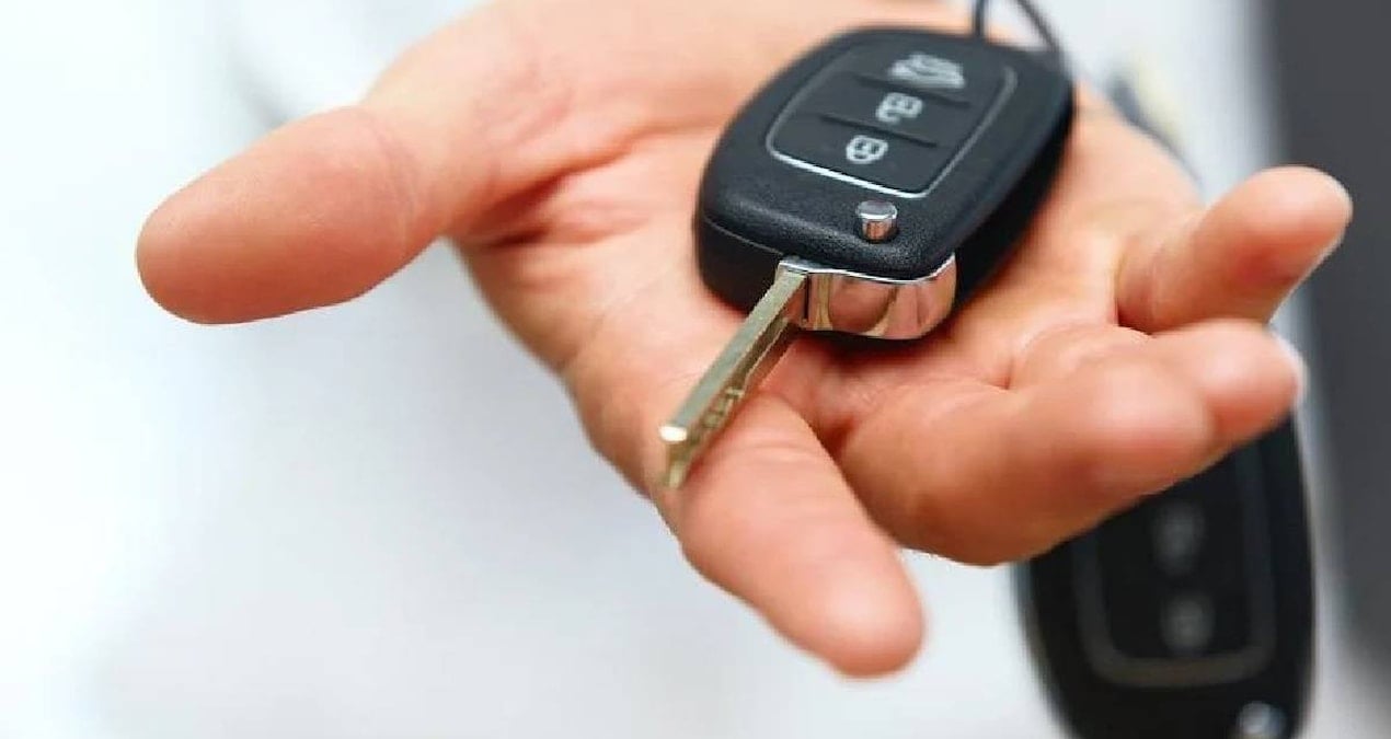 arac anahtarlarinda basit gorunen buyuk hata arabaniz sizi birden yolda birakabilir EwFqulOU