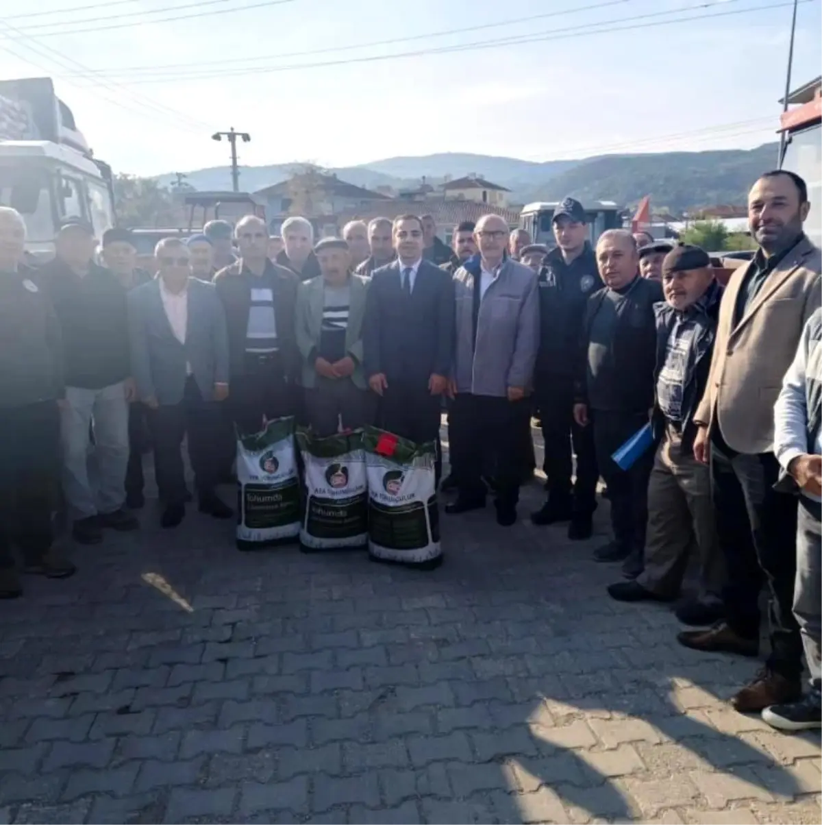 bilecikte tohum dagitim programi 3Ls9cggQ.jpg