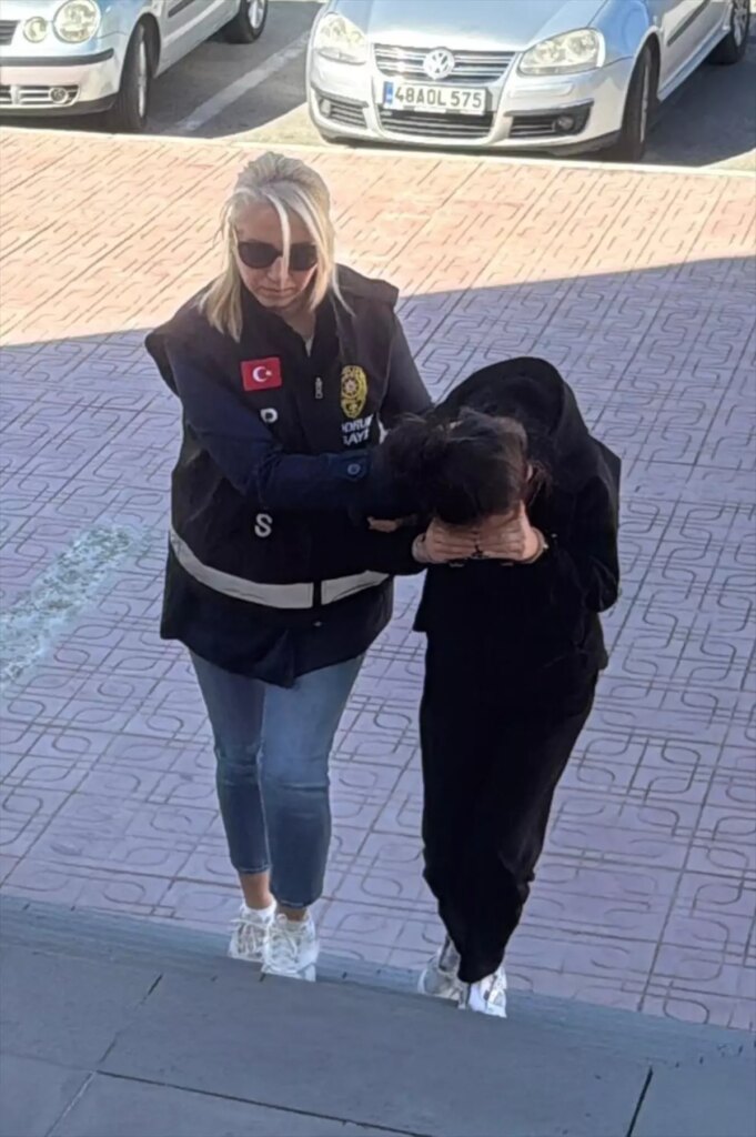 Bodrum’da Bir Bebek Otel Lojmanında Ölü Bulundu, Anne Tutuklandı