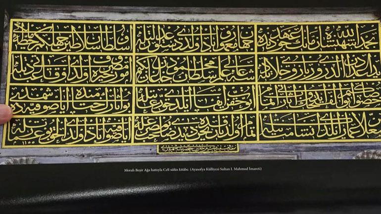 İlahi Çizgiler Kitabı