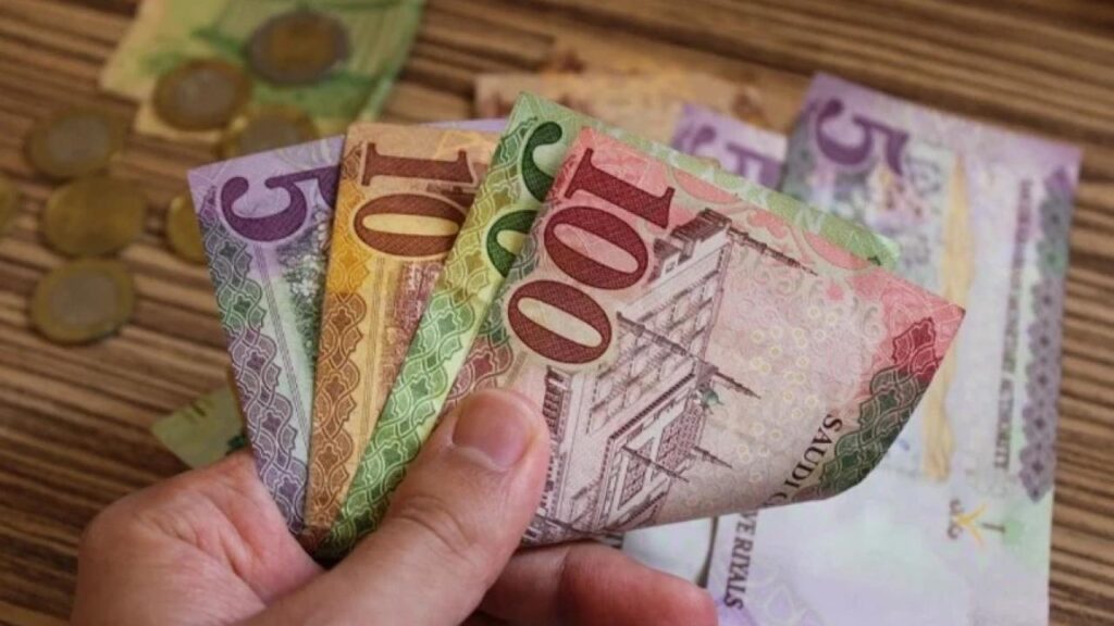 İran, ulusal para biriminden dört sıfır kaldırıyor