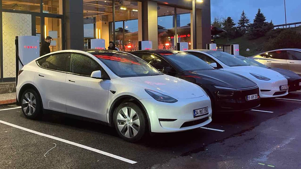 tesla tekirdagda supercharger istasyonu acti qpx1M5YK