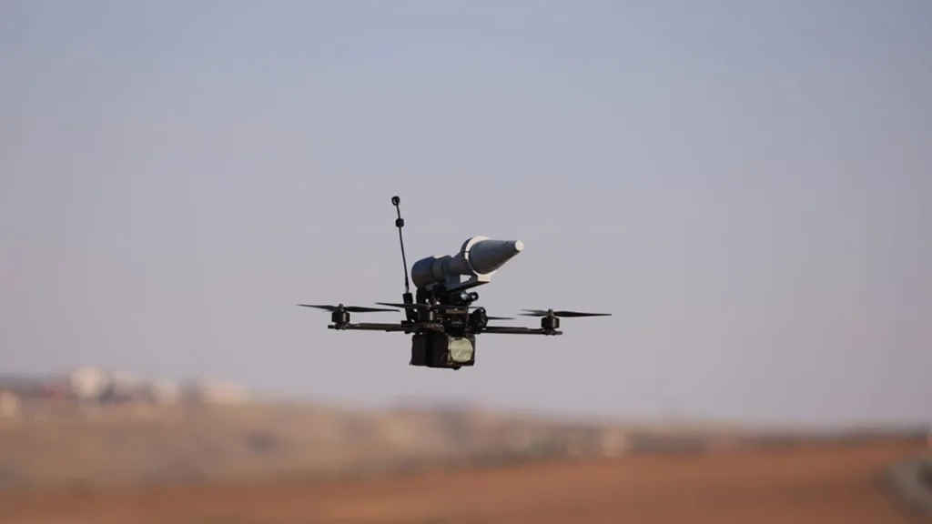 Türkiye’de ilk: KarguFPV, zırhlı aracı tam isabetle vurdu