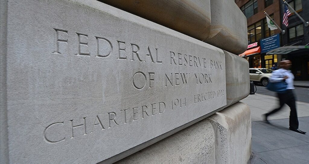 Fed uyardı: Finansal istikrar için en büyük risk politika belirsizliği