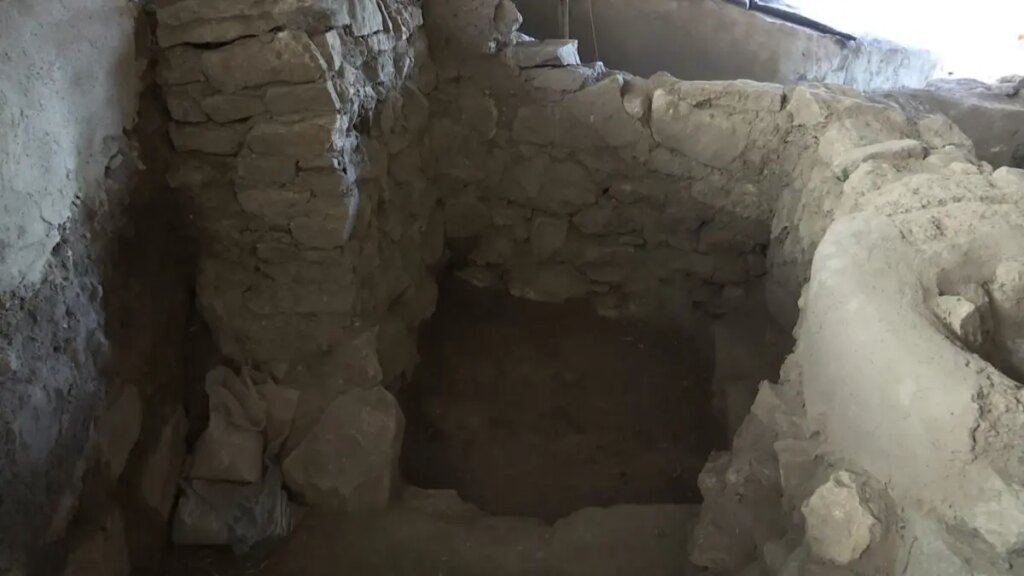 Harput Kalesi’nde Roma Dönemi Gizli Geçit Ziyarete Açıldı