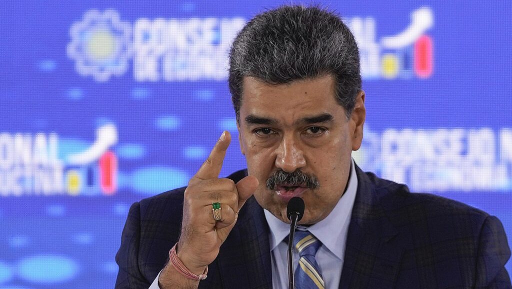 Maduro’dan onay: ABD’nin saldırması halinde Venezüella silahla karşılık verecek