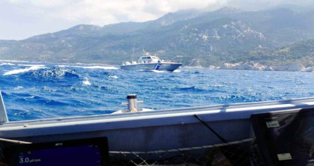 Ege’de göçmen botu alabora oldu 3 göçmen kayıp