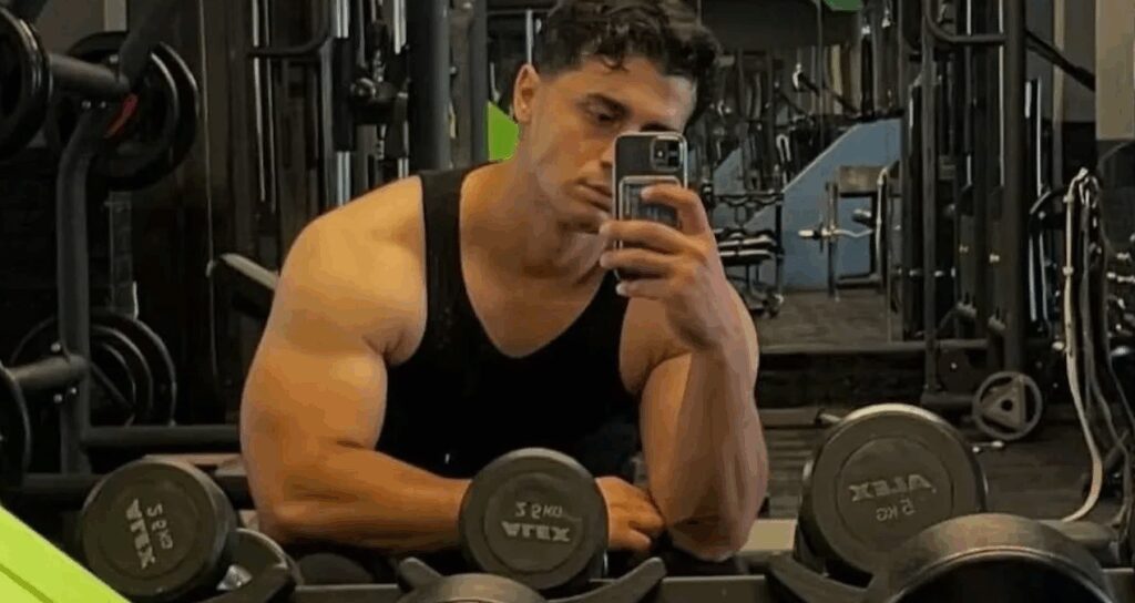 Genç sporcu evinde ölü bulundu