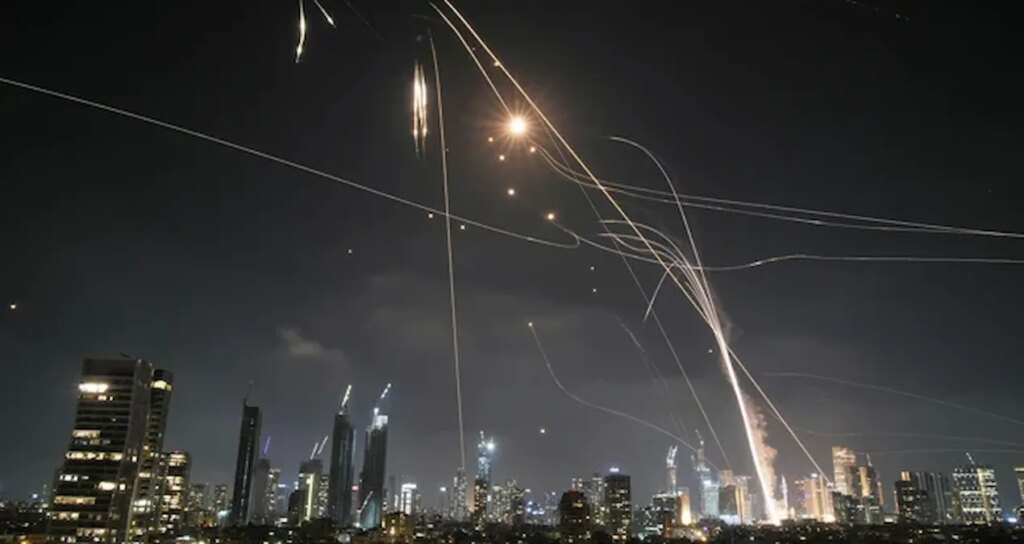 İran’la savaş isteyen İsrail, ‘İran bize saldıracak’ diyor