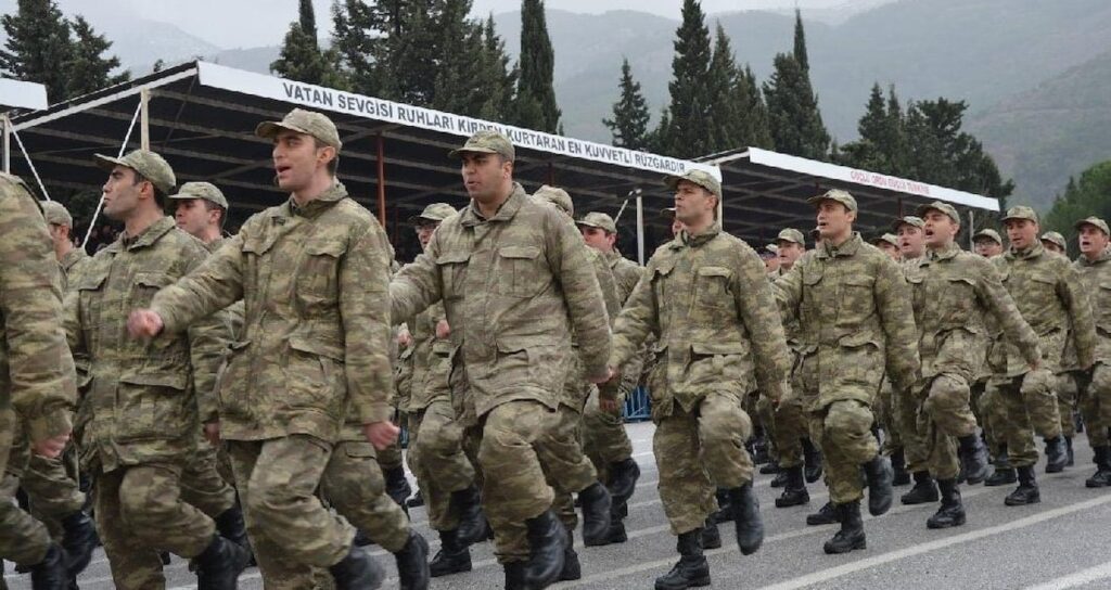 Kardeşe göre askerlik dönemi başlıyor: İstediğini seçebilecekler