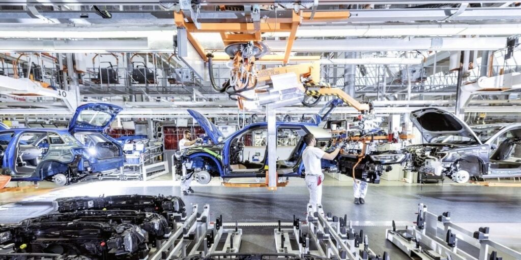 Otomotiv devleri Çin’e karşı el sıkıştı