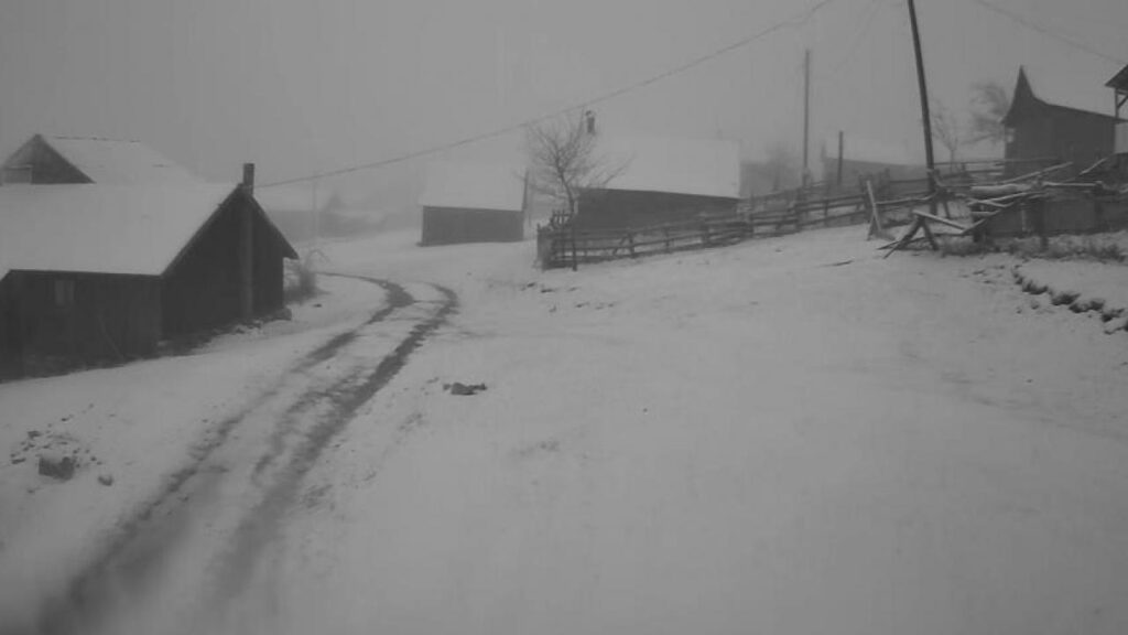 Sakarya’nın yüksek kesimleri beyaza büründü