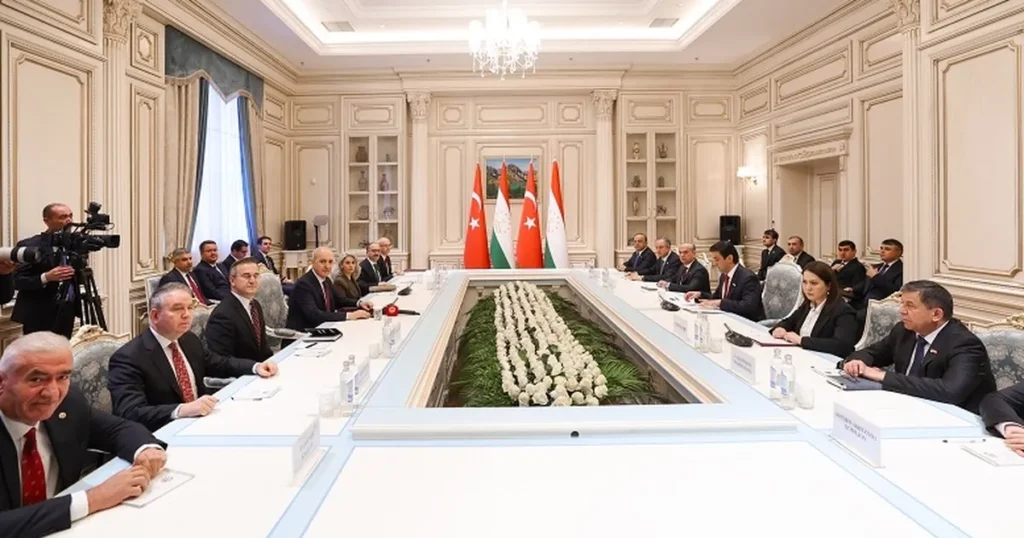 TBMM Başkanı Kurtulmuş, Tacikistanlı mevkidaşı ile buluştu