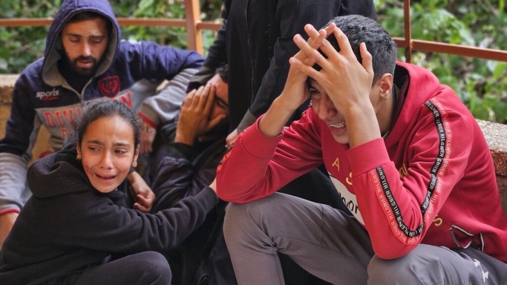 Gazze’de can kaybı 71 bin 384’e yükseldi