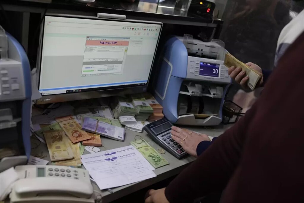 Suriye Yeni Banknotları Tedavüle Girdi